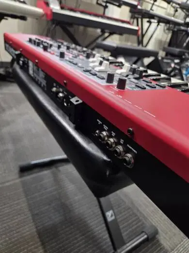Nord - ELECTRO 6D 73 2