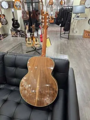 Gibson - SJ-200 Studio Walnut - Walnut Burst 2