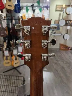 Gibson - SJ-200 Studio Walnut - Walnut Burst 2