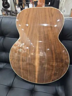 Gibson - SJ-200 Studio Walnut - Walnut Burst 2