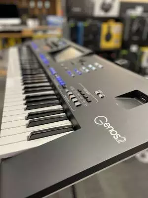 Yamaha - GENOS2 2