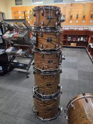 YAMAHA LIVE HYBRID OAK 2