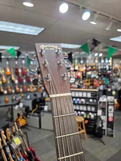 Martin Guitars - D-28 2