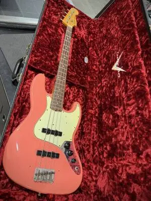 FENDER CUSTOMSHOP LTD 64 JBASS SFA TCR 2