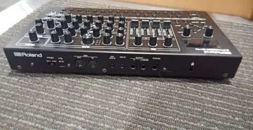Store Special Product - Roland - SH-4D