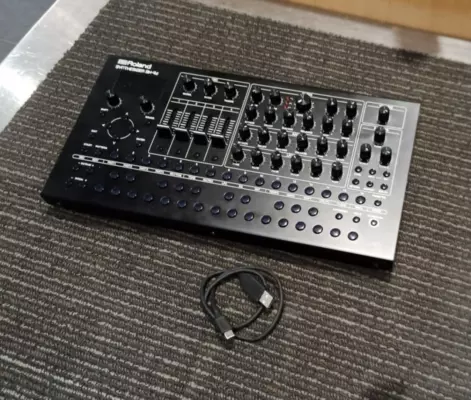 Store Special Product - Roland - SH-4D