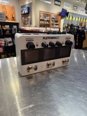 TC Electronic Plethora X3 Pedalboard | Long & McQuade