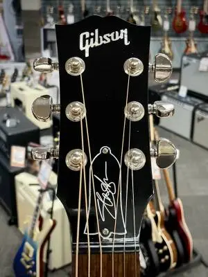 Gibson - Slash J-45 - November Burst 2