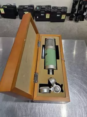 Universal Audio - MIC-UA187 2