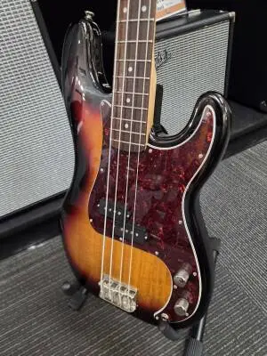 SQUIER CV 60S P-BASS LRL 3TSB