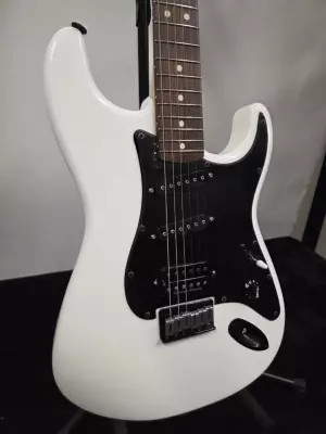 Charvel Guitars - JEL SIG WHITE W/CS