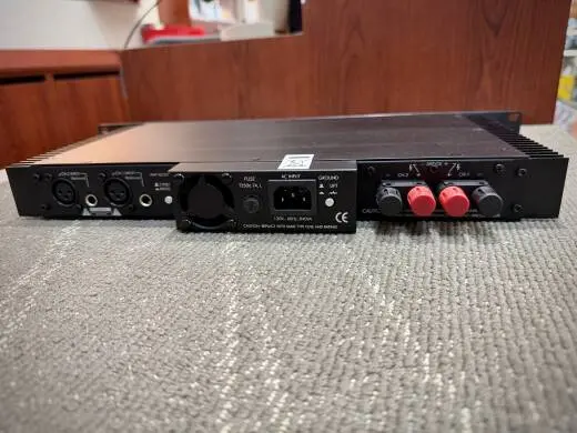 ART Pro Audio - SLA1 2