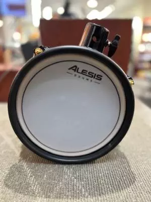 Alesis - 1021302260-A 2