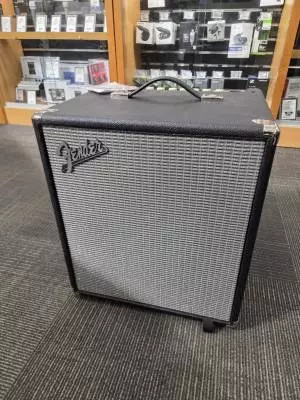 Fender RUMBLE 100 V3 1X12 COMBO