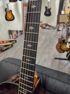 Taylor Guitars - 224CE-K DLX 2
