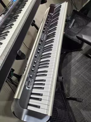 Korg - SV-2 88 S