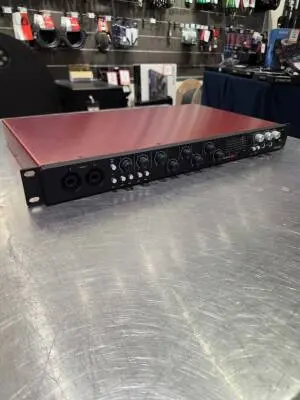 Focusrite - SCARLETT18I20M2