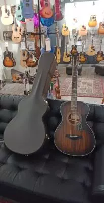 Taylor Guitars - 322E 12FRT VCL 2