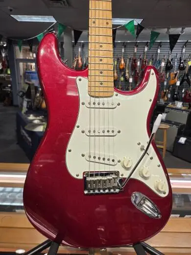SQUIER STRATOCASTER
