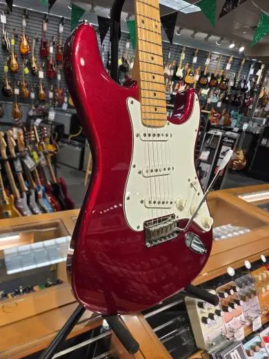 SQUIER STRATOCASTER 2