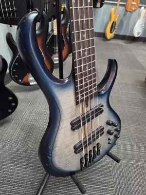 Ibanez - MULTI SCALE COSMIC BLUE 2