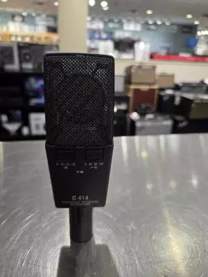 AKG  C414 XLS 9-PATTERN LARGE DIAPHRAGM CONDENSER MIC 2