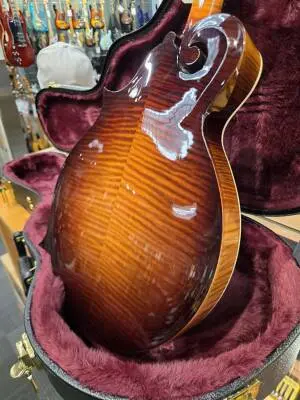 GIBSON F-5G MANDOLIN 2