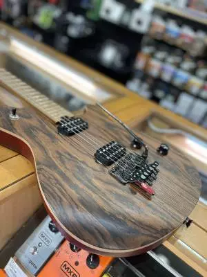 EVH - Wolfgang Standard Exotic Bocote, Baked Maple Fingerboard - Natural 2