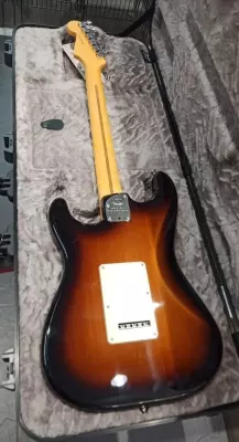 Fender - 011-3900-803 2