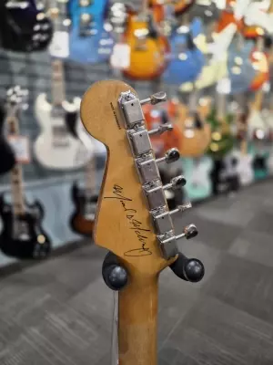 Fender - MIKE MCCREADY STRAT 2