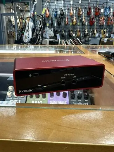 Focusrite - SCARLETTSOLOMK4 2