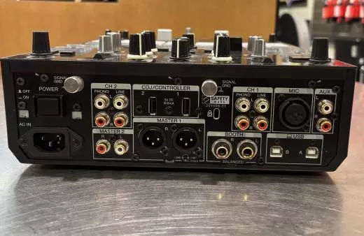 Pioneer DJ - DJM-S7 2