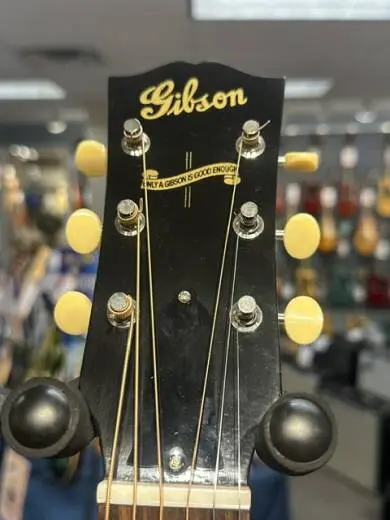 Gibson 1942 BANNER J-45 - VINTAGE SUNBURST 2