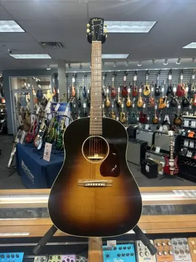 Gibson 1942 BANNER J-45 - VINTAGE SUNBURST 2