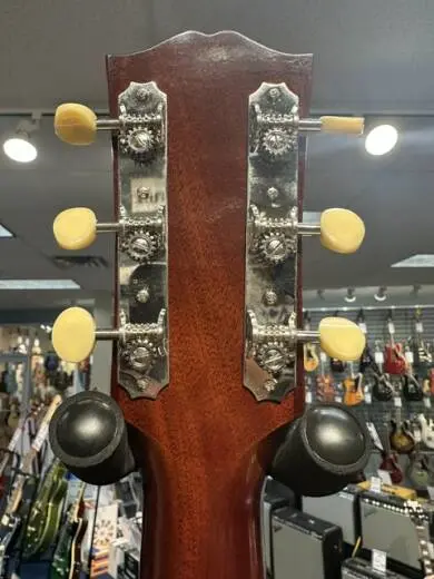 Gibson 1942 BANNER J-45 - VINTAGE SUNBURST 2