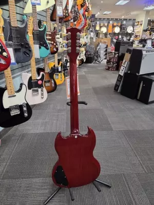 Gibson - SG STD '61 MAESTRO VINTAGE CHERRY 3