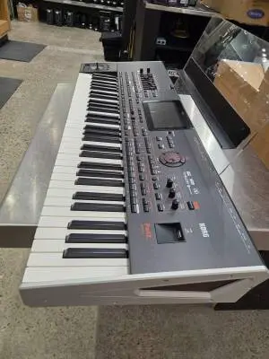 Korg - PA4XOR-61 2