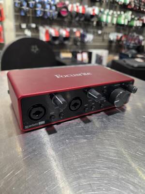 Focusrite Scarlett 2i2 3rd Generation USB 2.0 Audio Interface