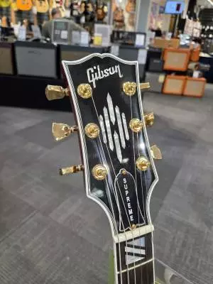 Gibson - SG SUPREME WINE RED W/CS 2