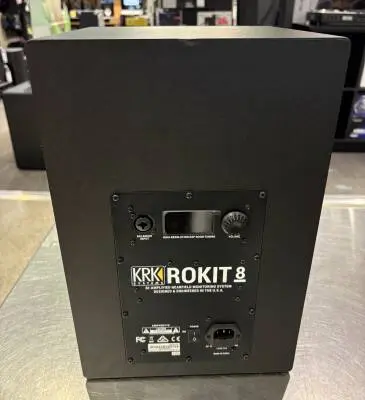 KRK - RP8-G4 2