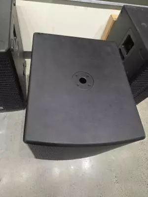 Samson Powered 18 2