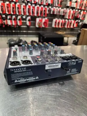 Soundcraft - NOTEPAD-8FX 2