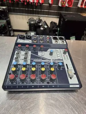Soundcraft - NOTEPAD-8FX