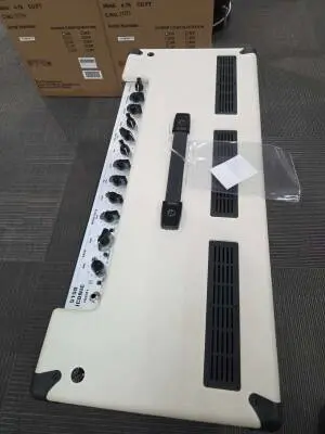 EVH 5150 ICONIC 60W 2X12 IVORY 2