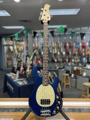 Ernie Ball Music Man - 2006 StingRay 3 EQ H Bass 2