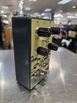 EarthQuaker Devices - EQDLEDGV1USA 2