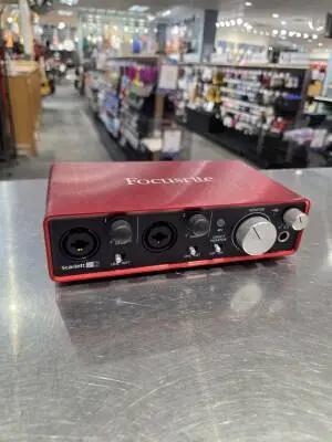 Focusrite - SCARLETT2I2MK2