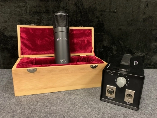 ART Pro Audio - T4 ART