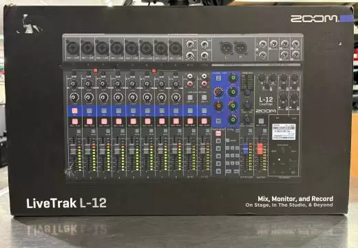 Zoom - LIVETRAK L-12 2