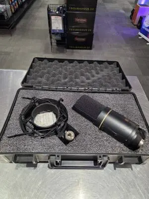 MXL770 CARDIOD CONDENSOR W/CASE/SHOCK/PA 2